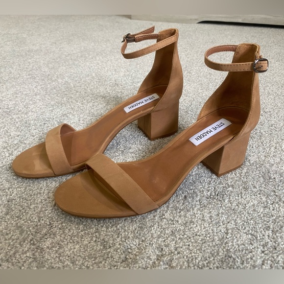 Steve Madden Irenee Tan Nubuck 2 inch Block Heels New In Box Womens size 9 - Picture 2 of 10